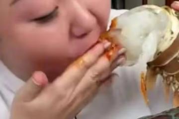 坐擁2億身家，生啃活龍蝦的北京胖姐，為何說要將遺產全留給丈夫