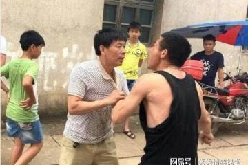 老同學托我辦事，我花錢請領導吃飯，他又找了別人，我愣住了