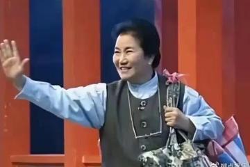 去世23年的趙麗蓉,因一句台詞識破潛伏間諜,至今仍被官媒發文緬懷