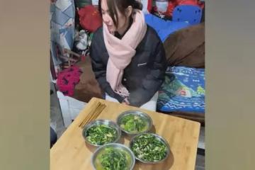 女生第一次到男友老家,家長炒4個菜招待全一個色,看條件勸快跑