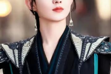 趙麗穎曬沈璃躺平照,女戰神慵懶風引發熱議