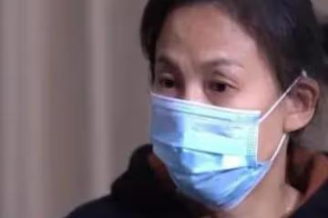50歲大媽,苦苦糾纏男友20年,生下一兒一女後,男友卻娶了別人