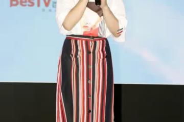 「體操皇后」劉璇轉型拍戲，也依舊少女感滿滿，蝴蝶結造型太減齡