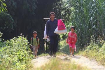 岳父母離婚，大舅哥不管岳母，我一個女婿卻把岳母接回自己家養老