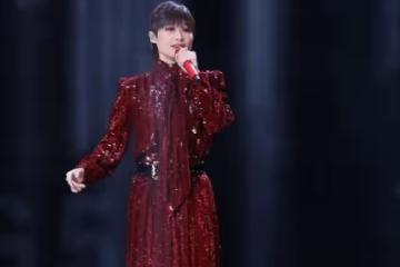李宇春風格改變真大,短髮配上「耀眼裙」,終於有點女人味了