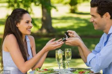 大齡剩男心痛的領悟:寧願一個人過情人節,也不會再去追女生了