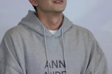 林更新生圖更真實，美顏後反而沒了男人味，穿衛衣也挺帥氣