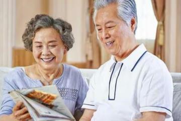 64歲過來人:人過50,夫妻間不要爭3件事,尤其是二婚,這是底線