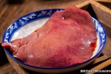 豬肝別再只用水洗了,等於白洗,廚師長教你小技巧,無腥味又鮮嫩