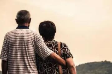 當你老了，能靠誰養？78歲老人：人到晚年，最終還是要依靠自己