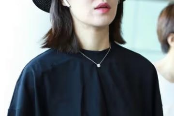 郁可唯真是"白到發光",一身黑色系穿搭,看起來很有"明星范"