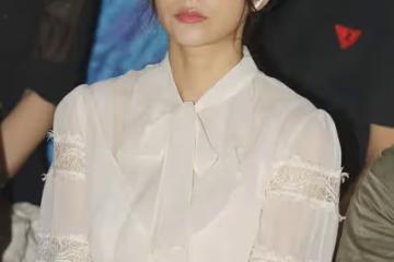 "魔音"劉庭羽狀態不真實,身穿仙氣白裙,怎麼看都不像年近40歲