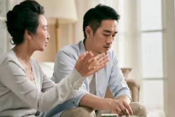 婆婆明明有3兒子，卻要我老公「每周載她回娘家」，我只能挺著孕肚、帶著大寶，搭公車回娘家。我努力說服自己，老公是個孝子，但忍了5年「我做出一舉動」讓老公...