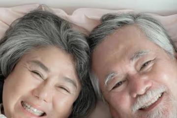 晚年多少存款才算過得去?兩位70歲老人:「想要享福必須這個數」
