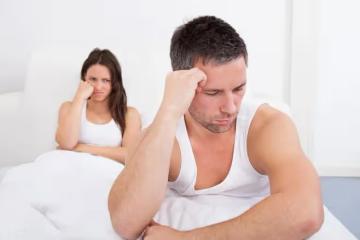 男子在外養小三,妻子卻笑著說:我要跟她AA制,結果