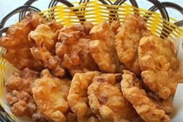 紅薯里加點麵粉，手不沾面，鬆軟香甜，比油條好吃，家常的味道