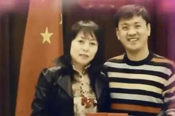 22歲小伙愛上41歲女老闆,追求7年終成眷屬,9年後他們現狀如何