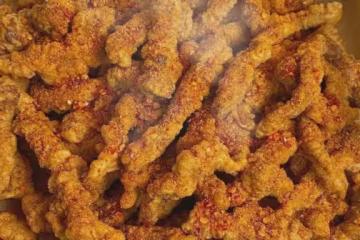 我媽做了十幾年的小酥肉配方，比火鍋店的好吃多了！