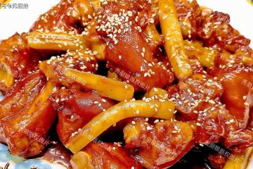 一口咬下去滿滿的膠原蛋白，女人告別黃臉婆，這東西就要多吃點！
