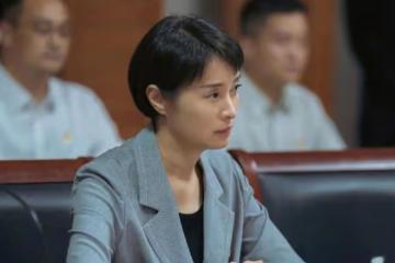 吳越51歲生日曬成長美照,從小美到大驚艷時光