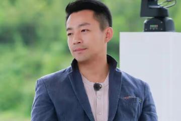 汪小菲韓國商務行展現企業家風采,網友盛讚其專注事業的魅力