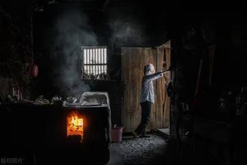 奉勸大家不要輕易挽留年過70的親戚住宿，因為意外難料，人心難測