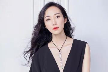 韓雪手機螢幕意外碎裂,節儉念舊成網友熱議焦點