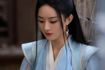 星光下的感恩:趙麗穎深夜告別沈璃,網友共賞真誠之聲