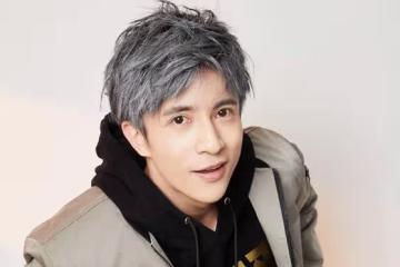 薛之謙演唱會口誤惹爭議，重慶洪崖洞變成都洪崖洞！