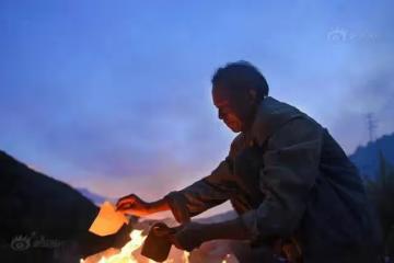 燒紙錢的由來你知道嗎？人死後為什麼要燒紙？燒紙一定要畫圈嗎？