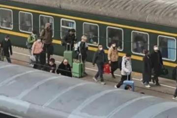 五一搶票難!部分車次開售即秒光,國鐵回應了,網友反應太真實