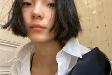 國模雎曉雯太長臉了，時裝周復古妝容搭透視連衣裙，優雅不失貴氣