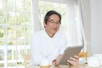 父親一年住院5次，我跟妻子心力交瘁：他要的孝順我們真的做不到