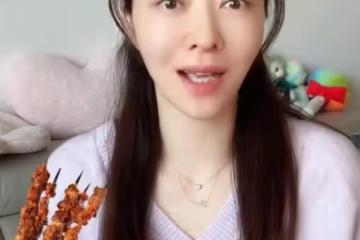 熊黛林全家吃燒烤，6歲大女兒跳舞可愛，小姑娘越來越像媽媽