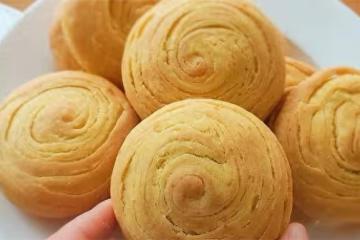 千層小酥餅,不用烤箱也能做,外面排隊3元一個,自己做成本5毛錢