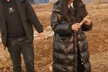 大衣哥兒媳成老闆！穿西裝疊腿坐老闆椅真霸氣，辦公室裝潢太奢華