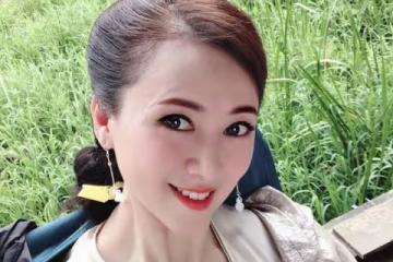 翁虹隔空為95歲父親慶生,稱對方染疫後痊癒,遺憾未返港與其團聚