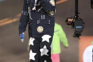 過年去女友家就該穿得像樣些!衛衣疊穿法,休閒運動風太像富二代