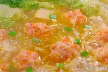 蝦肉絕絕子的解饞吃法,搭配粉絲煮一煮,滋補陽氣,營養又下飯