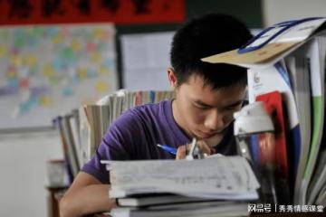 外甥考上名校姑姐大肆慶祝,笑話我兒子考專科,如今她很糟心