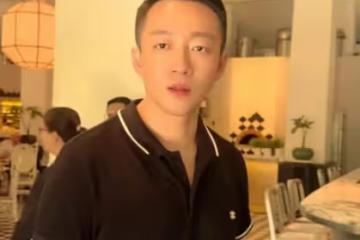 汪小菲馬筱梅新加坡甜蜜游，牽手背影浪漫爆表