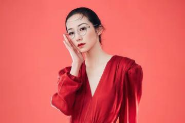 韓雪挑戰高難舞蹈淚灑現場,網友熱議:勇氣可嘉還是炒作?