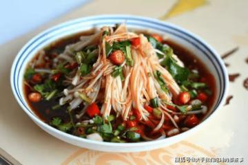 涼菜好吃的秘訣，教你調「萬能涼拌汁」，拌啥都好吃，香辣又入味