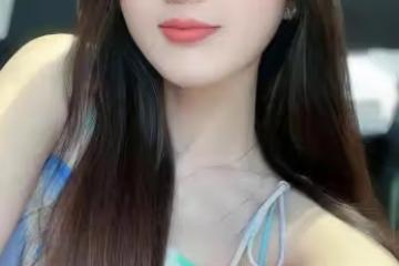 男人很想你，再見面時，他的臉上，會出現這樣的表情，女人要懂