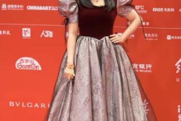 23歲林妙可發育過猛！微胖身材穿公主裙扮可愛，卻意外顯瘦又洋氣