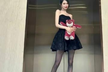 蓬蓬裙+高跟鞋,時髦又顯高,美女們的時尚性感新寵,你心動了嗎?