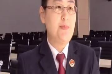 21歲小伙懷疑32歲女友與別人約會，把煤氣罐搬進臥室：我想原諒你
