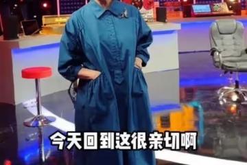 61歲徐俐活成奶奶輩驕傲,穿襯衫裙配小白鞋,青春時尚太洋氣了