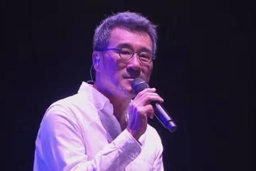 李宗盛演唱會遭調侃,歌迷高喊「林憶蓮」,李宗盛機智回應