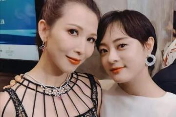 蔡少芬曬與孫儷合照:十年後,兩人來自原生家庭的傷被婚姻治癒了